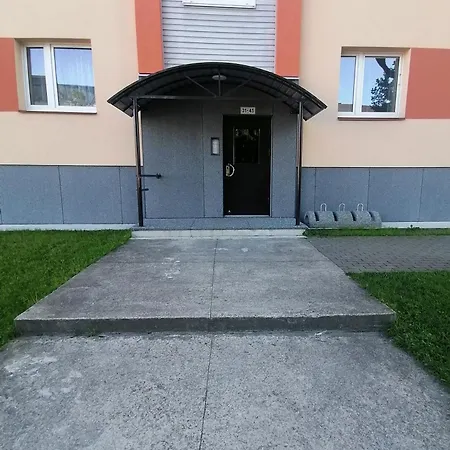 Karusselli 93 Summer Apartamento Pärnu